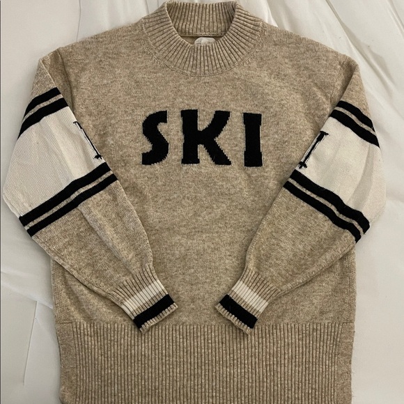 Lou & Grey Sweaters - Lou & Grey Natural and Black Crewneck Sweater